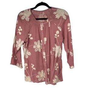 Pink White Floral Embroidery 3/4 Sleeve Button Down Top